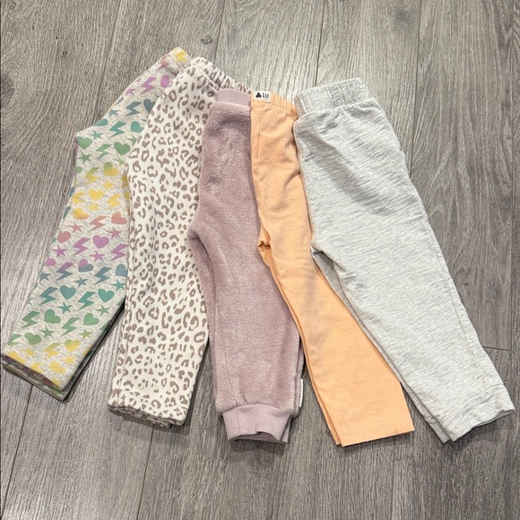 Calvin Klein Other - Calvin Klein, Gap Kids Leggings Set of 5 very warm sz 2 good condition